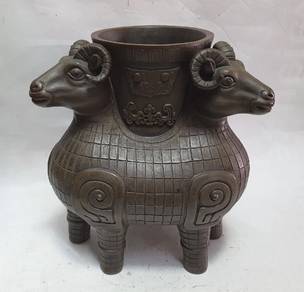 摆件花瓶插花画缸三羊开泰古铜泥钟爱正品手工 vase