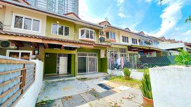 2-storey Terraced House For Sale in Seri Kembangan,SGR