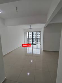 Condominium For Rent in Ideal Venice Residency
