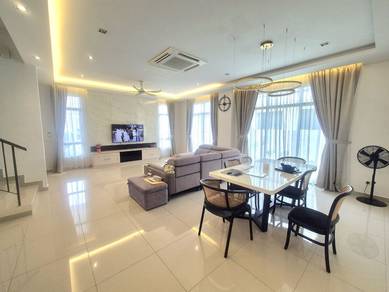 Semi-Detached House For Sale in Puncak Alam,SGR