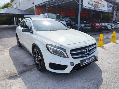 Mercedes Benz GLA250 250 4MATIC (CBU) in Bukit Mertajam, PNG