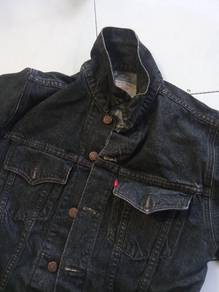 Rugged Vintage Denim Levi's Jacket from 90's