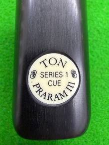 Ton Praram III Snooker Cues