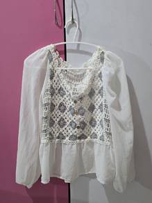 Blouse dan skirt