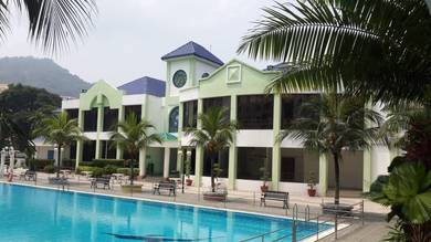 Condominium For Sale in Pearl Garden