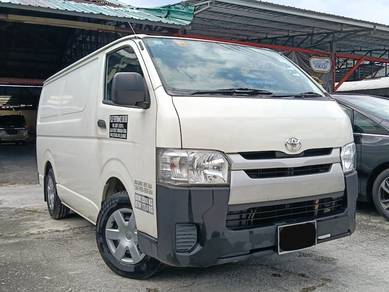 Toyota Hiace in Jalan Kuching, KUL
