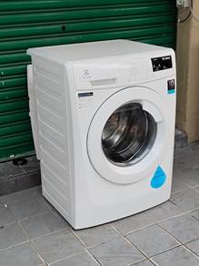 Mesin basuh Washing Machine Electrolux 7.5ks
