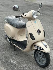 Vespa LX 150