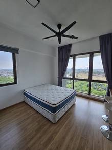 Condominium For Rent in Lake Point Residence