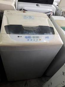 Mesin Basuh Top Fully Auto LG Washing Machine Load