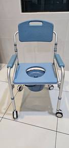 Hospital Bed & comode