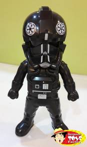 New Model StarWars Revoltech : Darth Vader