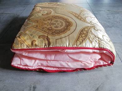 (Silk brocade) Travel Convertible blanket pillow