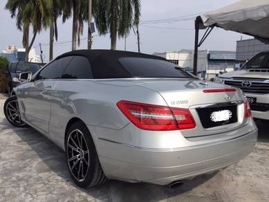Mercedes Benz E200 200 CGI BlueEFCY ELEGANCE(CBU) in Klang, SGR