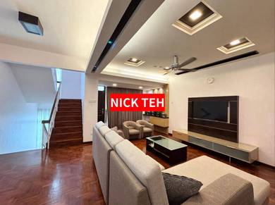 3-storey Terraced House For Sale in Tanjung Bungah,PNG