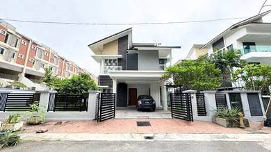 Semi-Detached House For Sale in Gombak,KUL