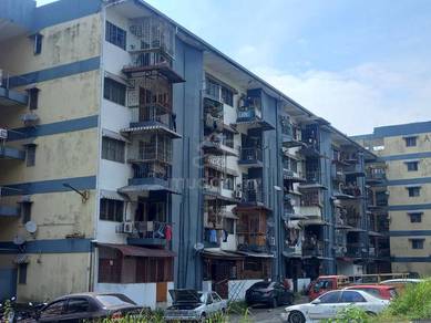 Flat For Sale in Sri Lempah