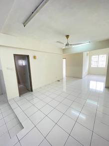 Apartment For Rent in Radius Residence