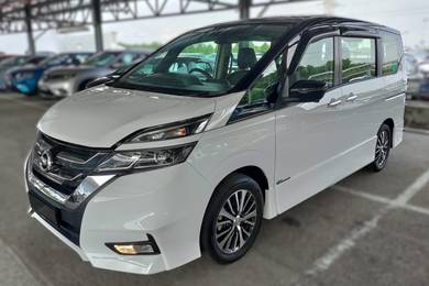 Nissan Serena PREMIUM HIGHWAY STAR in Puchong, SGR