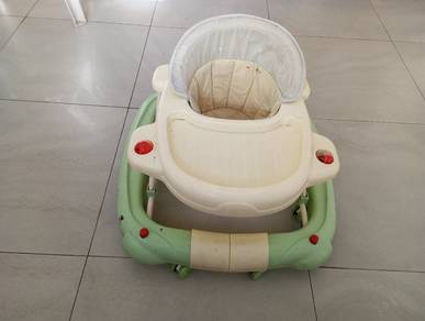 Baby walker/ rocker
