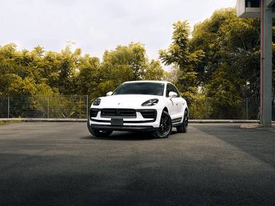 Porsche Macan FACELIFT in Senai, JHR