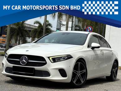 Mercedes Benz A200 200 PROGRESSIVE LINE in Seri Kembangan, SGR