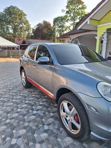 Porsche Cayenne in Kota Bharu, KTN
