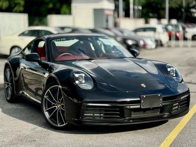 2022 Porsche 911 Carrera CARRERA 4