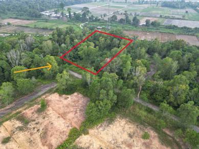 Residential Land in Dengkil, SGR