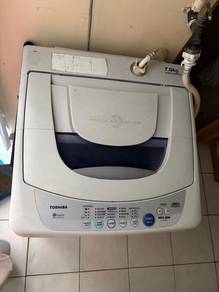 mesin basuh automatik TOSHIBA