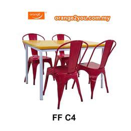 Fibreglass Cafe Table & Tolix Chair 1  4
