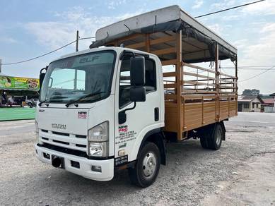 2017 ISUZU NPR71UHH Wooden with Aluminium Top