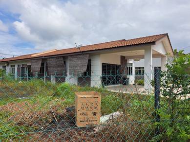 Link Bungalow For Sale in Kuantan,PHG