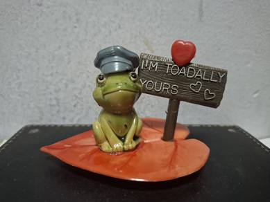 Vintage Toy Frog Humour