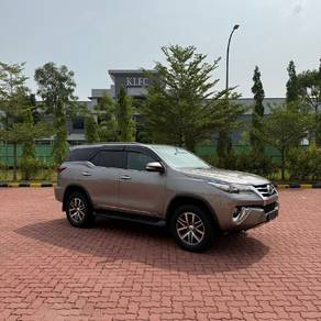 Toyota Fortuner SRZ 4X4 in Batu Arang, SGR