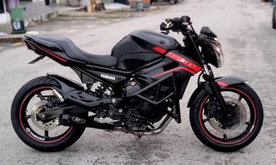 Yamaha XJ6