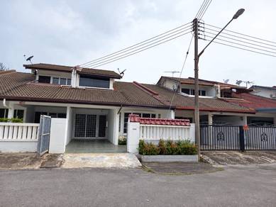 1.5-storey Terraced House For Sale in Kuching,SWK