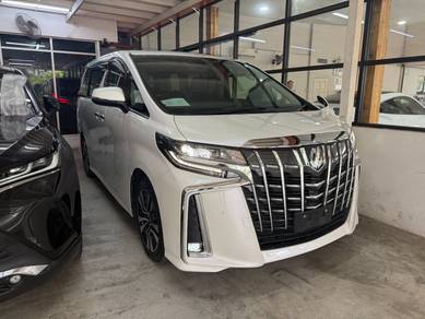 Toyota Alphard SC in Ampang Hilir, KUL