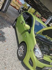 Perodua Axia G in Kok Lanas, KTN