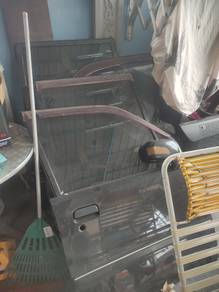 pintu kenari aeroport