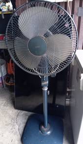 Kipas otai National 16"
