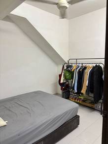 Room in Kulai, JHR