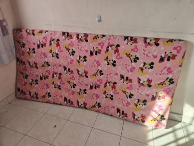 single bed
