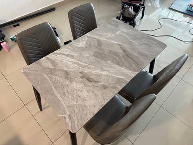 Dining Table Set (1 Table + 4 Chairs) – Condition