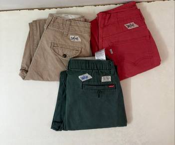 Levi’s Chinos sz 28 Combo:..