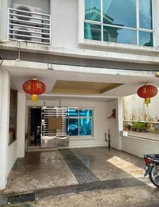 Townhouse For Sale in Paya Terubong,PNG