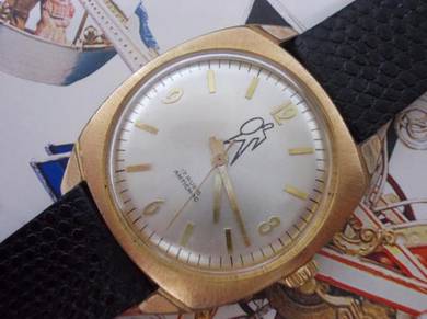 Vintage unbranded handwind watch