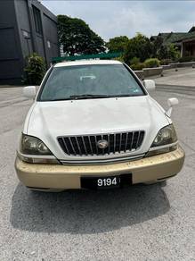 Toyota Harrier in Seri Kembangan, SGR