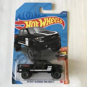 CFE233 2017 Mattel Hot Wheels HW ’19 CHEVY