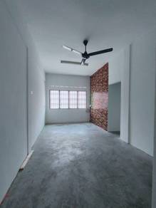 Flat For Rent in Taman Pulai Utama